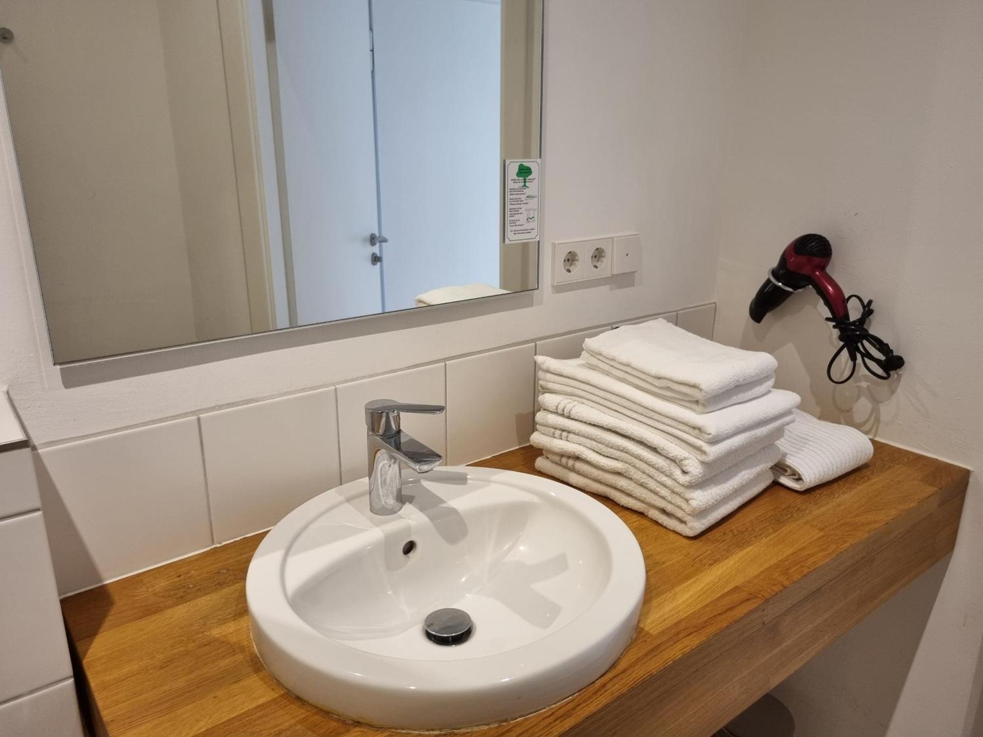 Bms Balance - Natur, Entspannung, King Size Bett, Free Parking, Top Lage, Netflix Wolfsbourg Extérieur photo