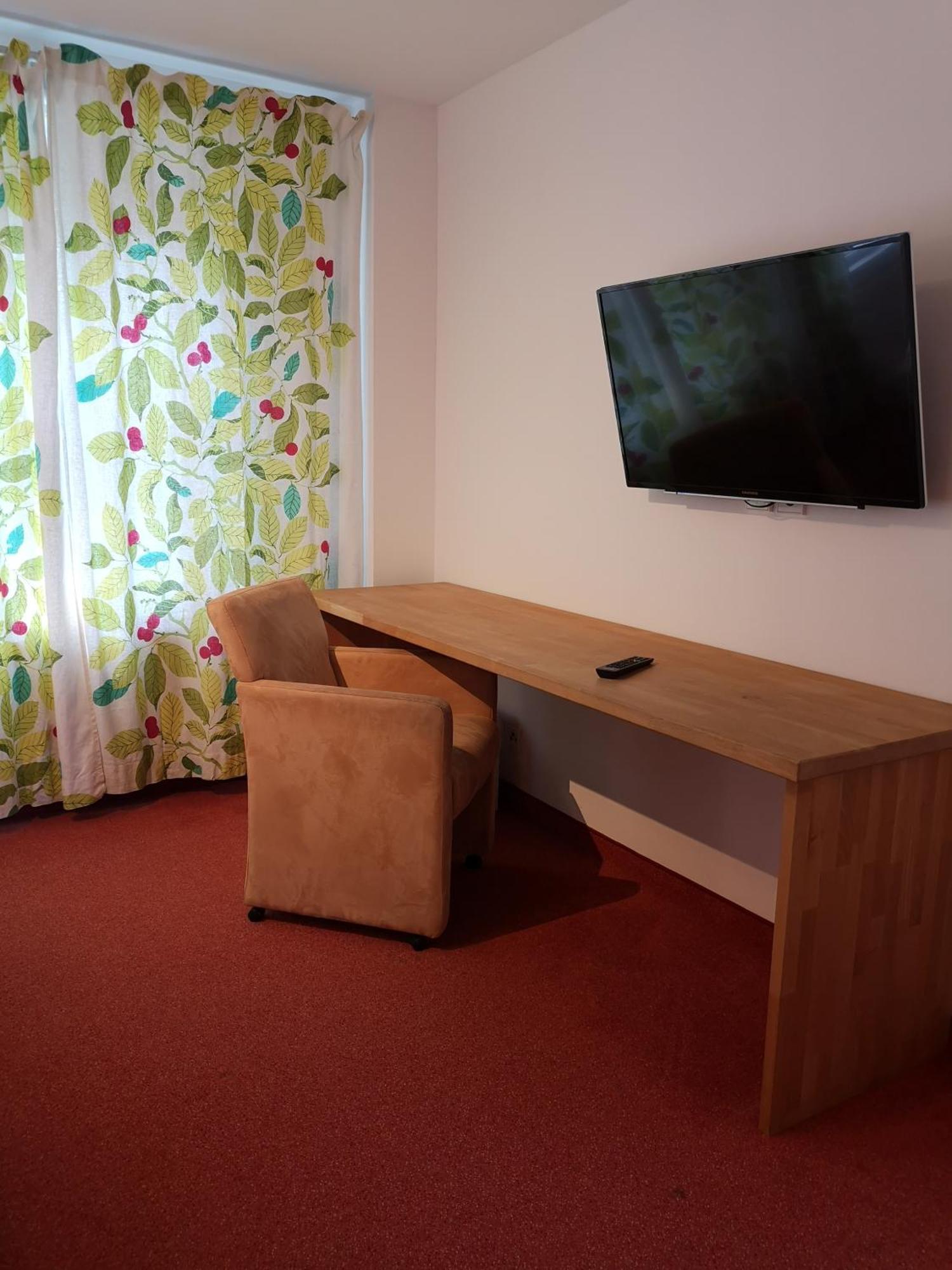 Bms Balance - Natur, Entspannung, King Size Bett, Free Parking, Top Lage, Netflix Wolfsbourg Extérieur photo